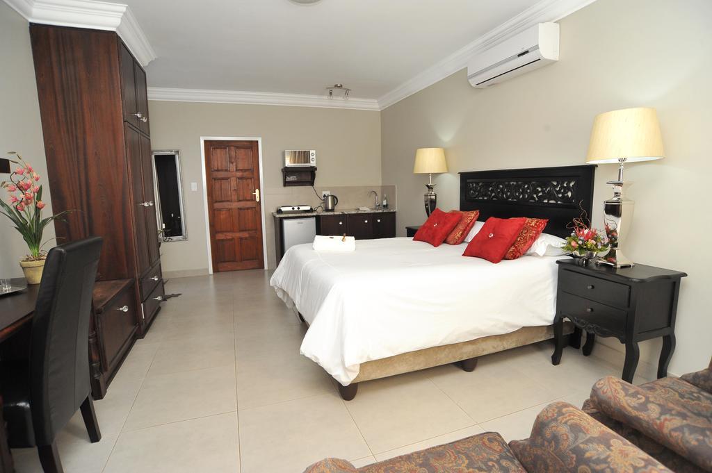 Adato Guesthouse Potchefstroom Εξωτερικό φωτογραφία